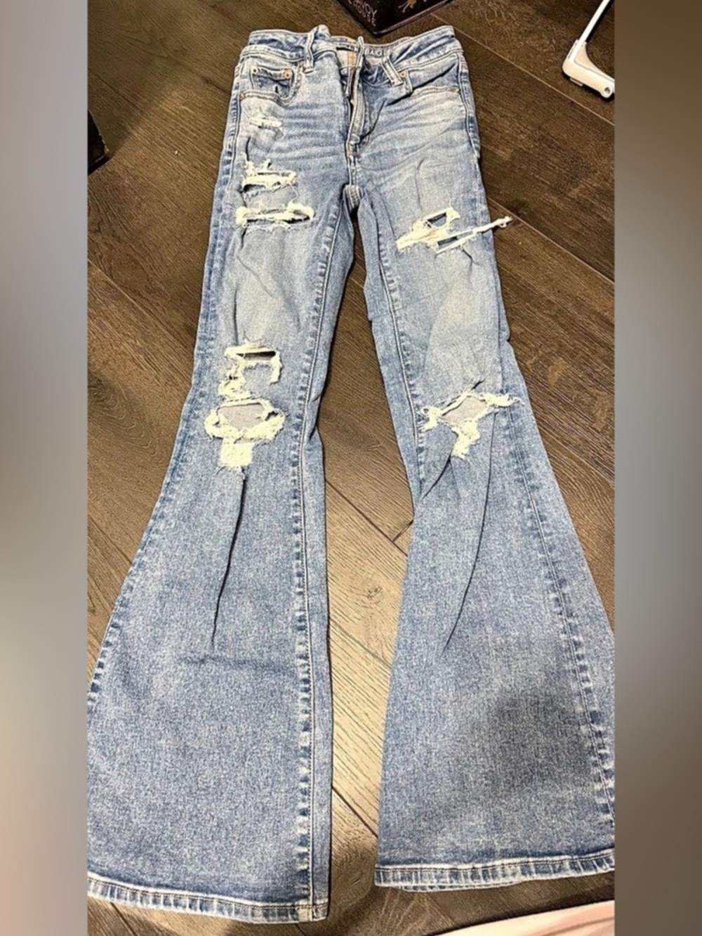 American Eagle Boyfriend Jean Distressed Jeans in Blue Size 8
